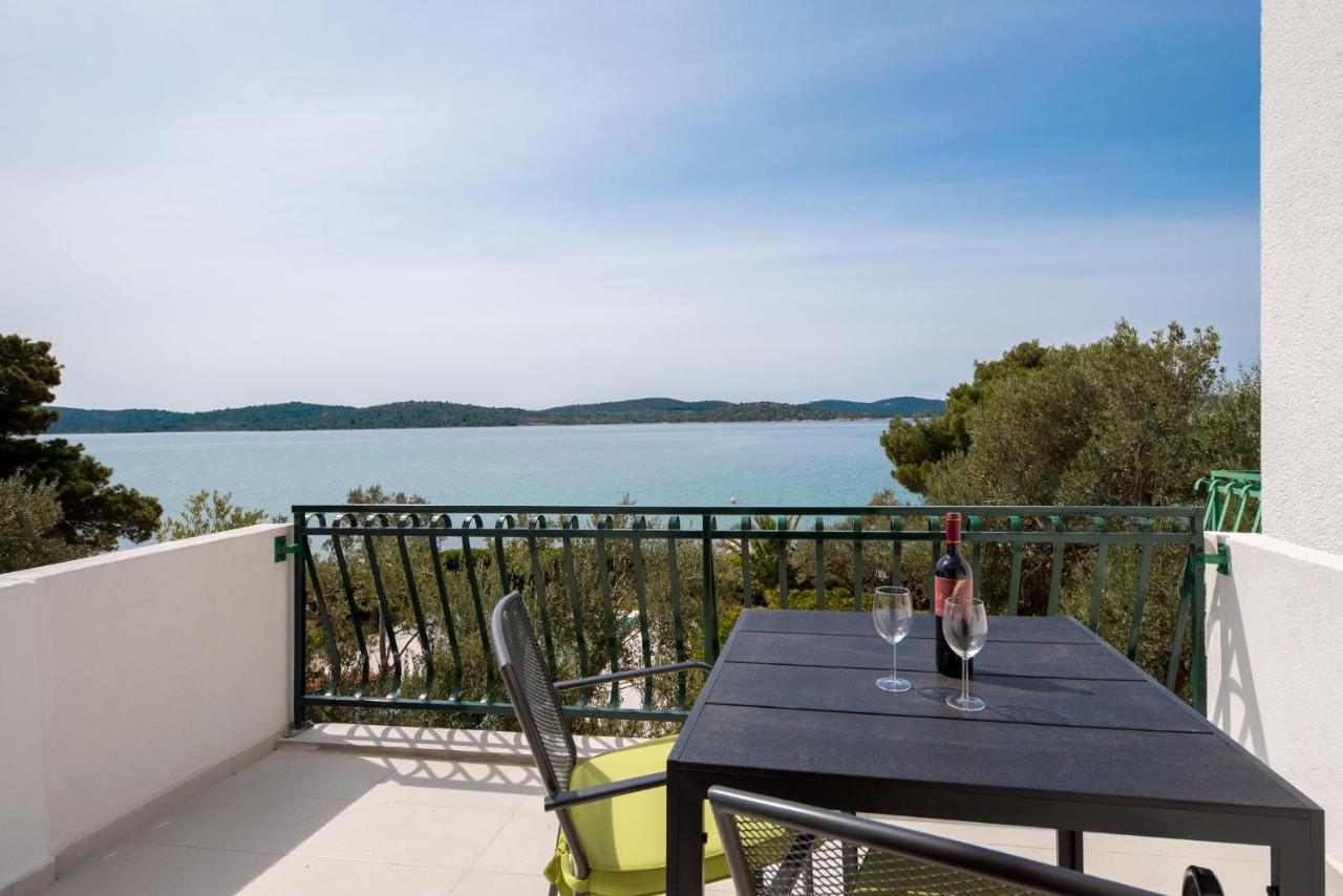 Apartments Mara Pirovac Εξωτερικό φωτογραφία