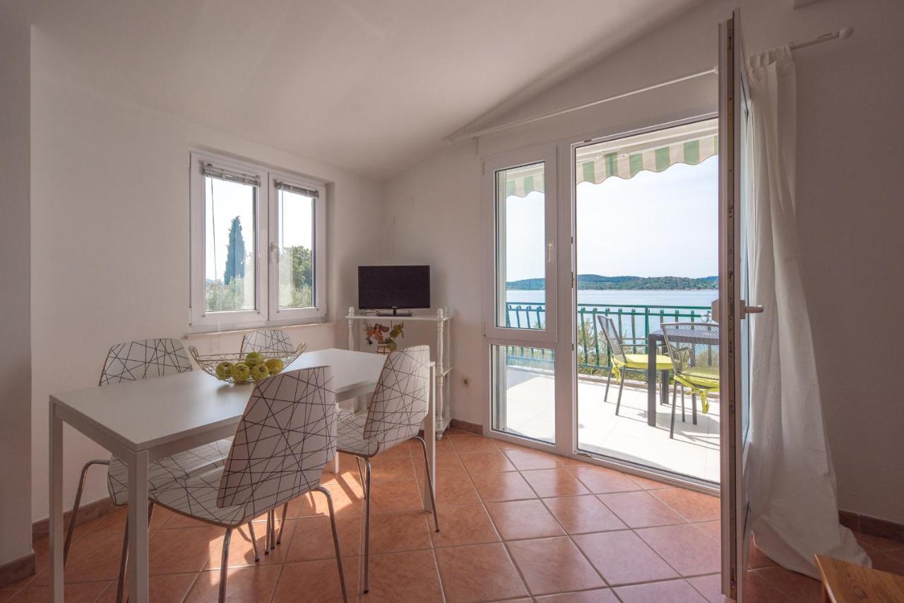 Apartments Mara Pirovac Εξωτερικό φωτογραφία